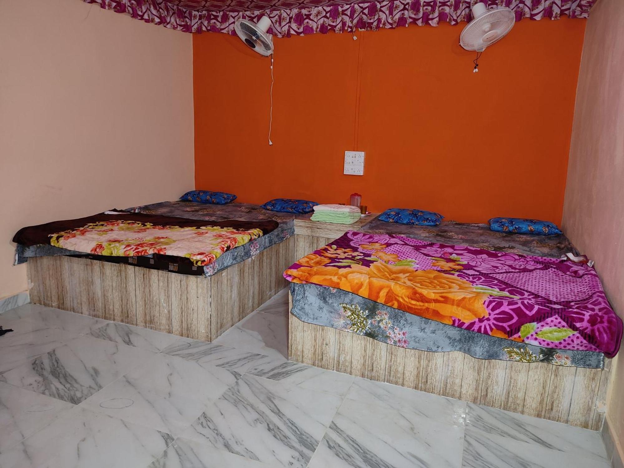 Rann Viram Homestay Dhordo Ngoại thất bức ảnh